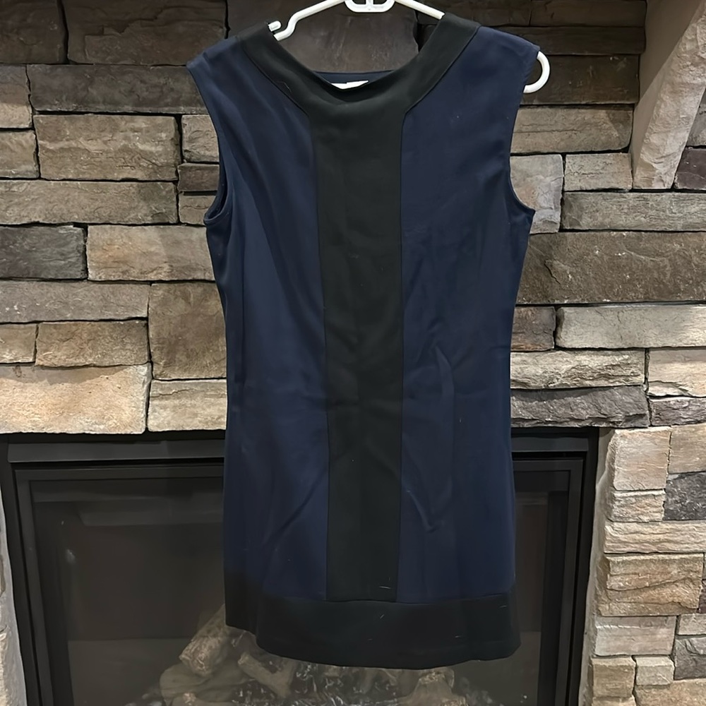 Two-tone sleeveless mini dress by Abaeté, size 4